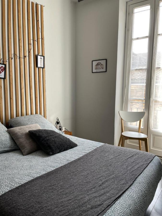 Le Charmant Quai Bourgeois Bordeaux Eksteriør bilde