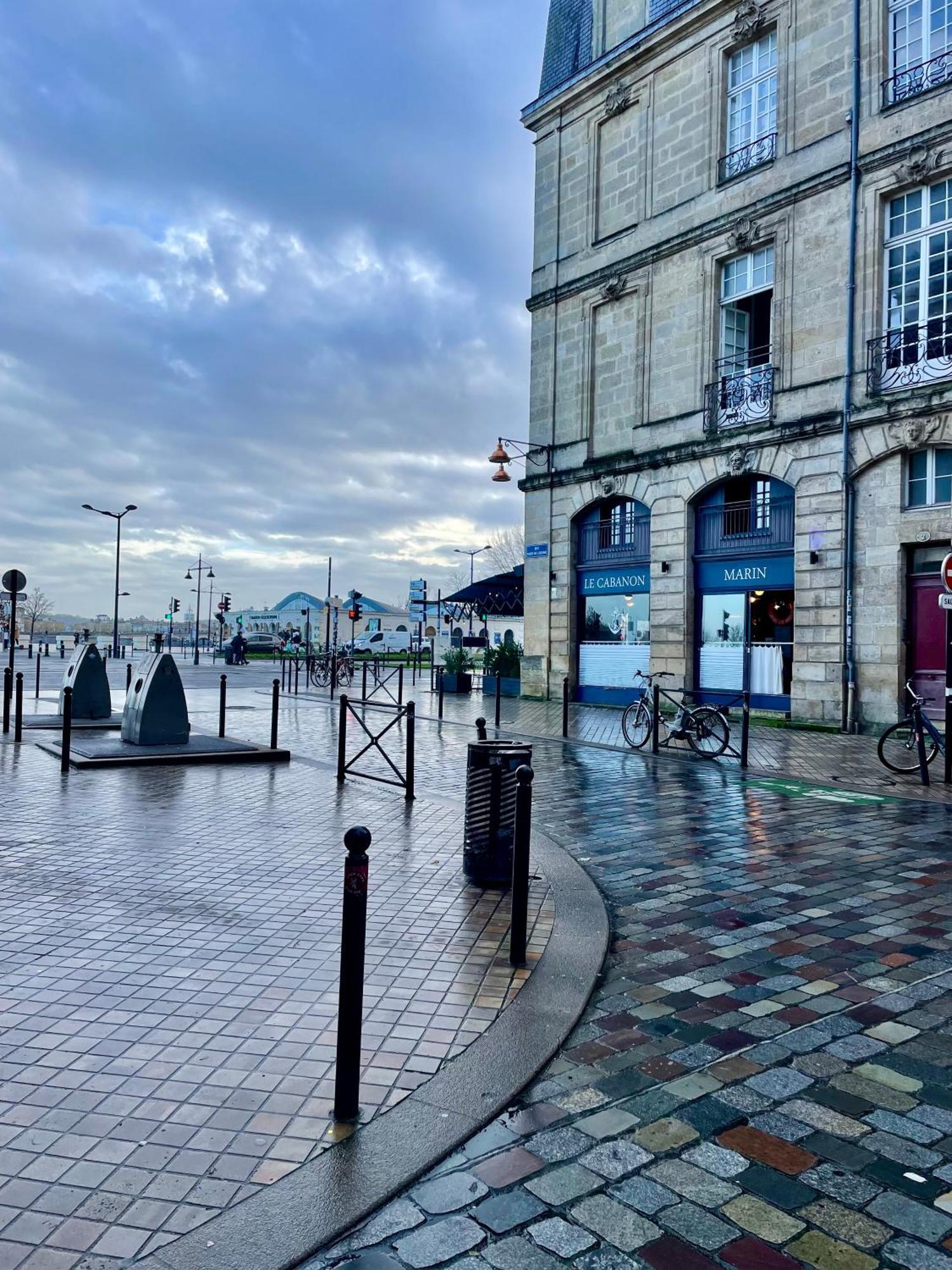 Le Charmant Quai Bourgeois Bordeaux Eksteriør bilde