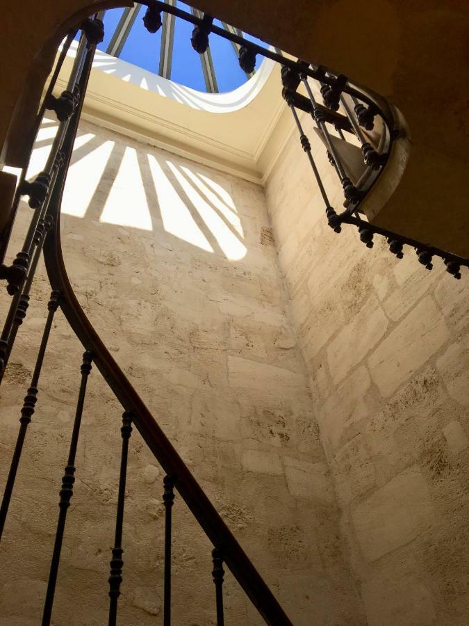 Le Charmant Quai Bourgeois Bordeaux Eksteriør bilde